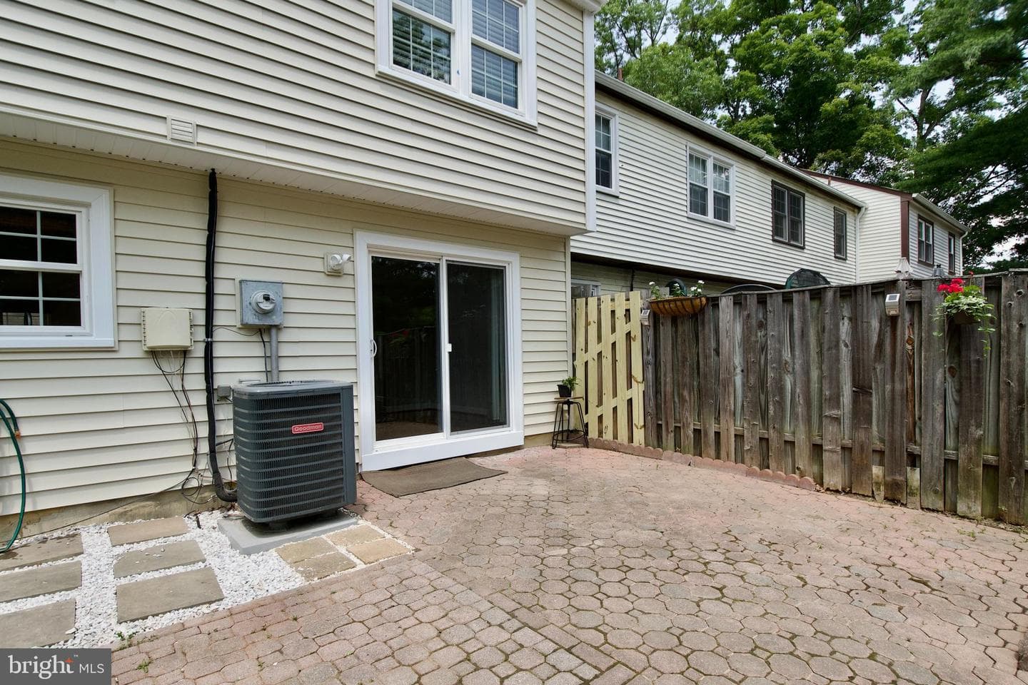 7726 Matisse Way photo 30