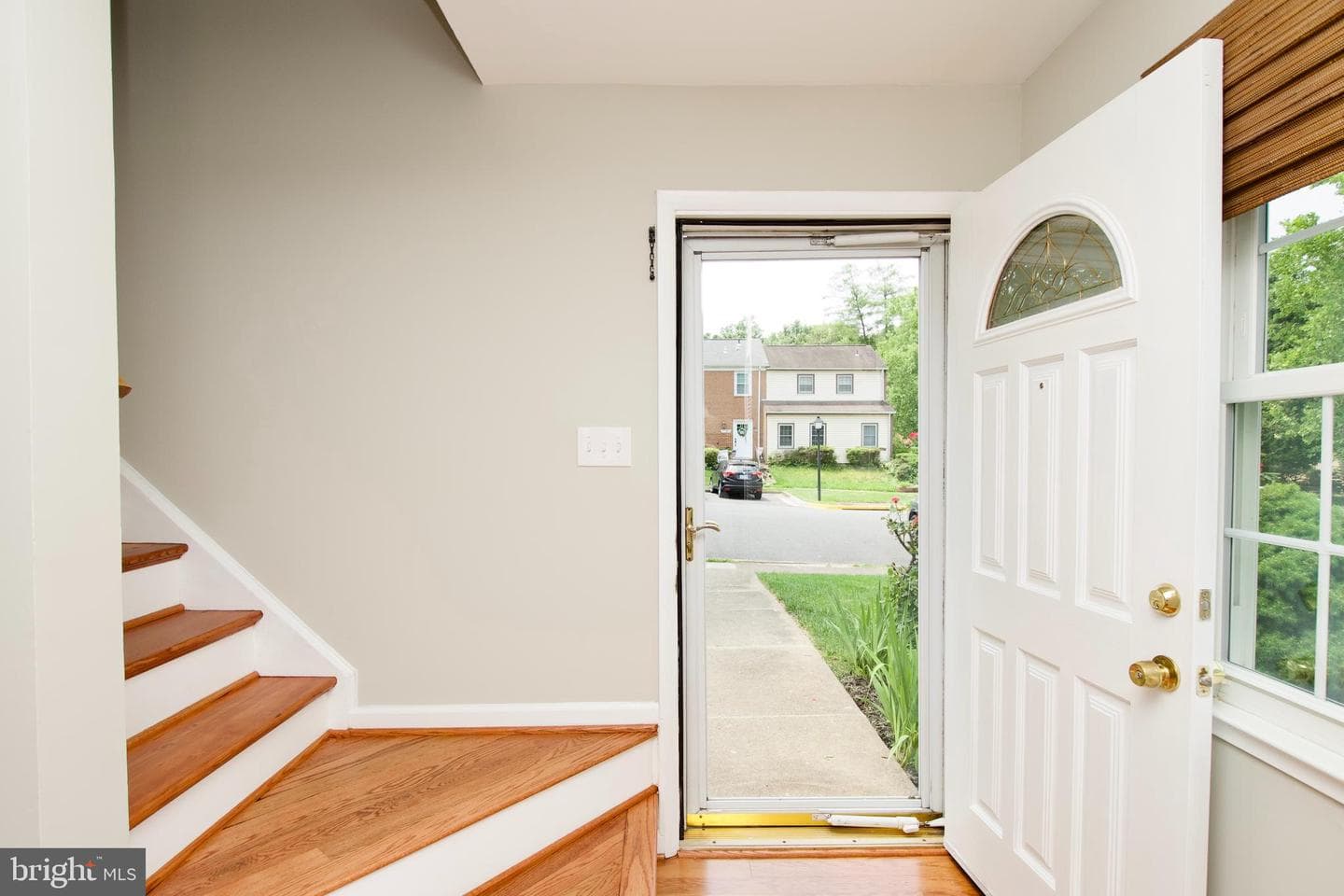 7726 Matisse Way photo 5