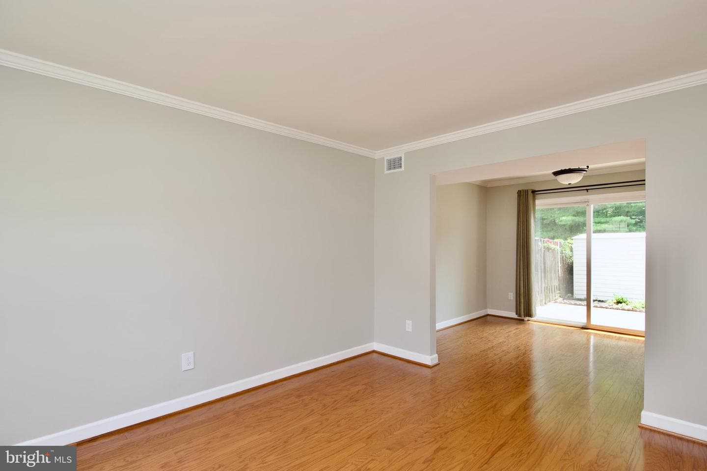 7726 Matisse Way photo 7