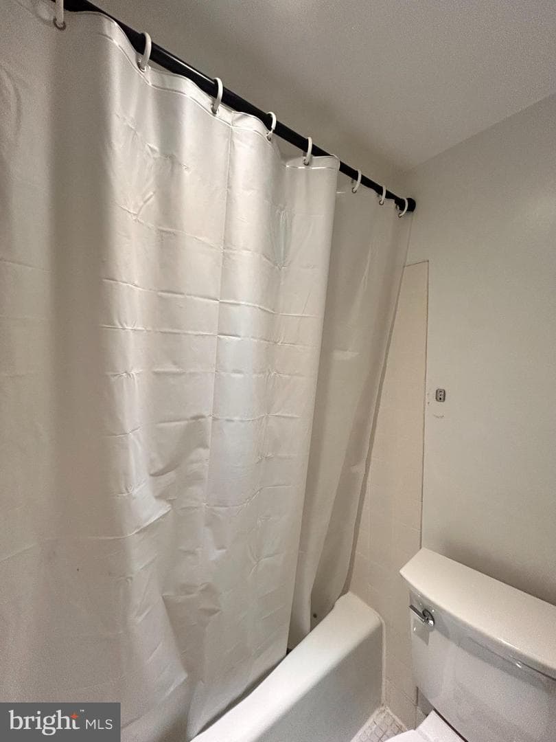2300 Pimmit Drive #601 photo 31