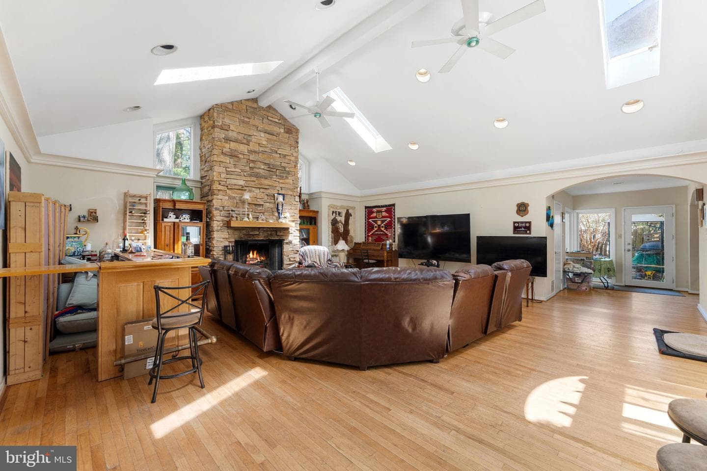8610 Clydesdale Road photo 11