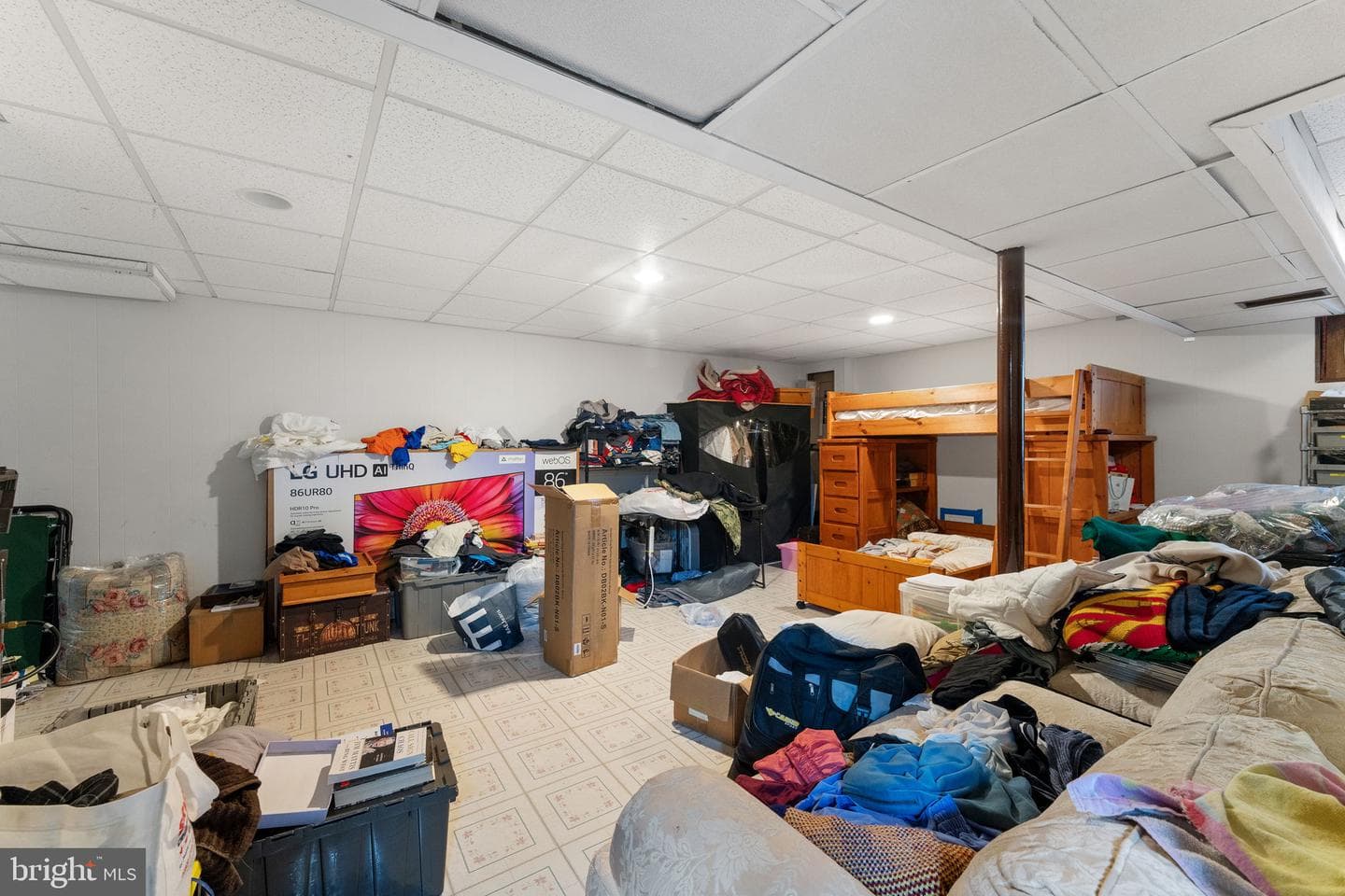 8610 Clydesdale Road photo 29