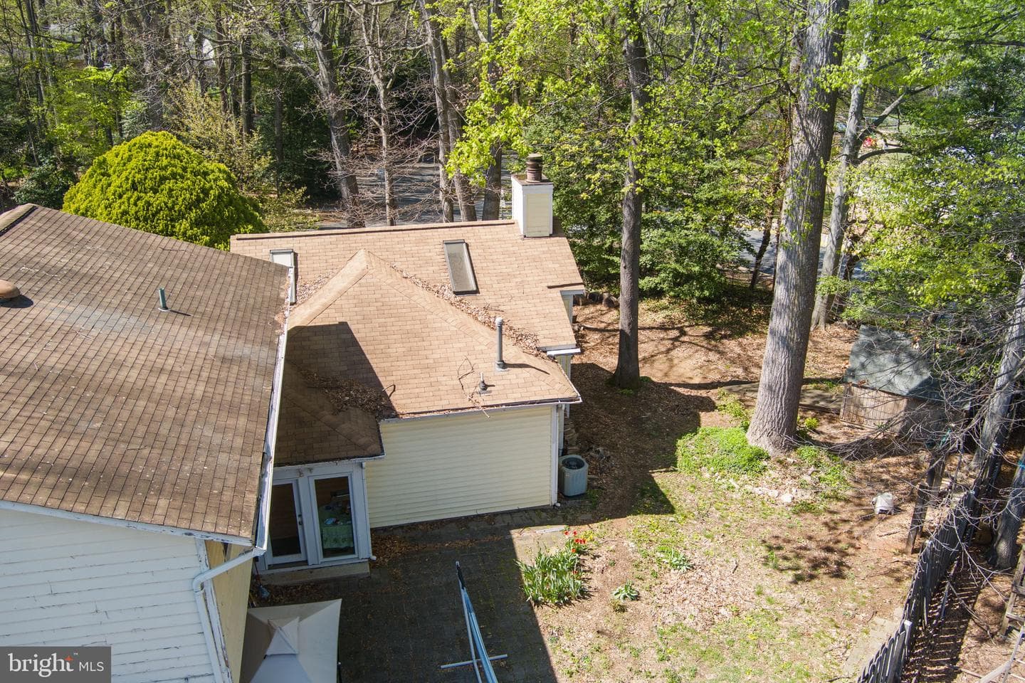 8610 Clydesdale Road photo 36