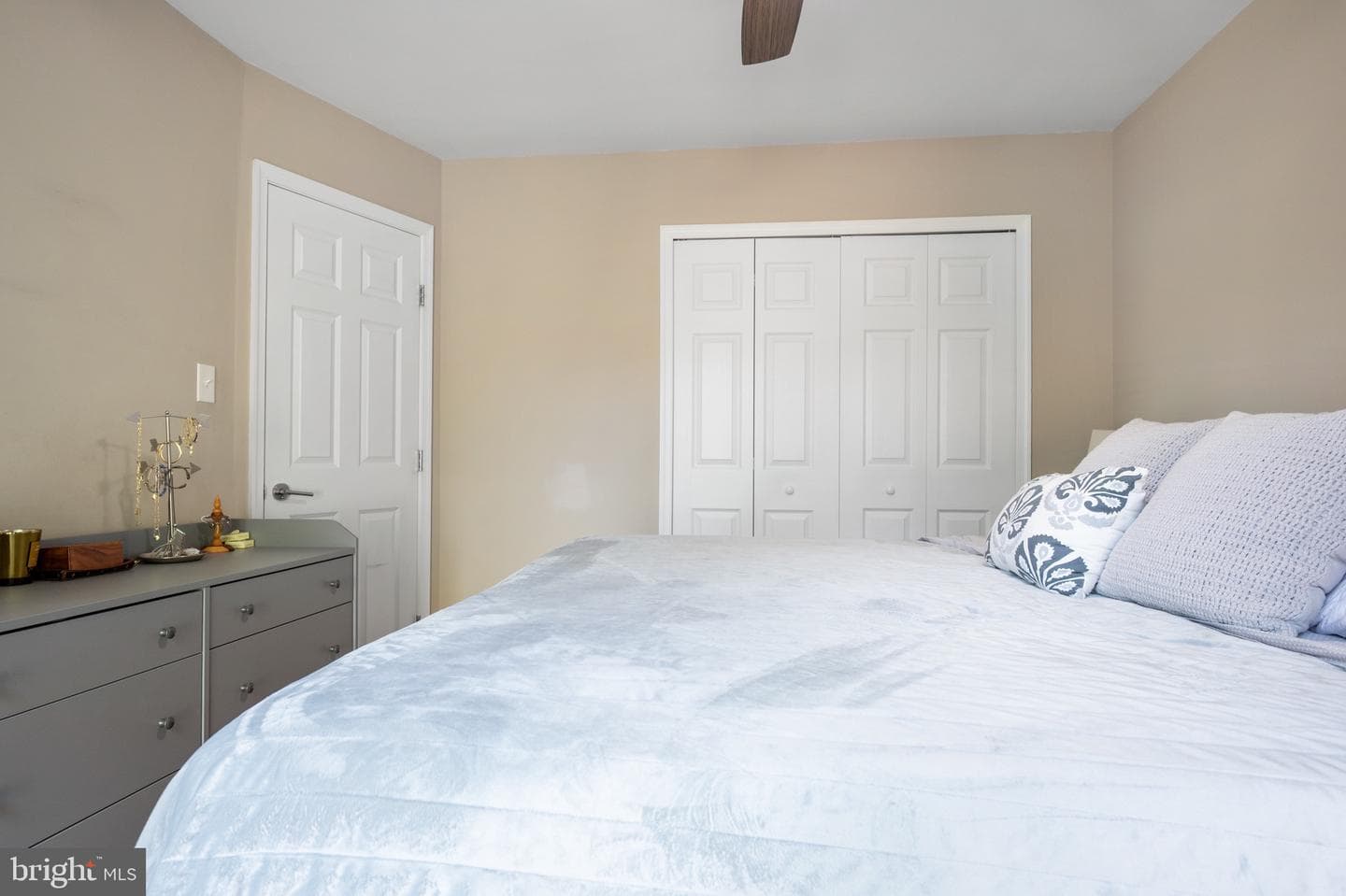 6495 Brick Hearth Court photo 16