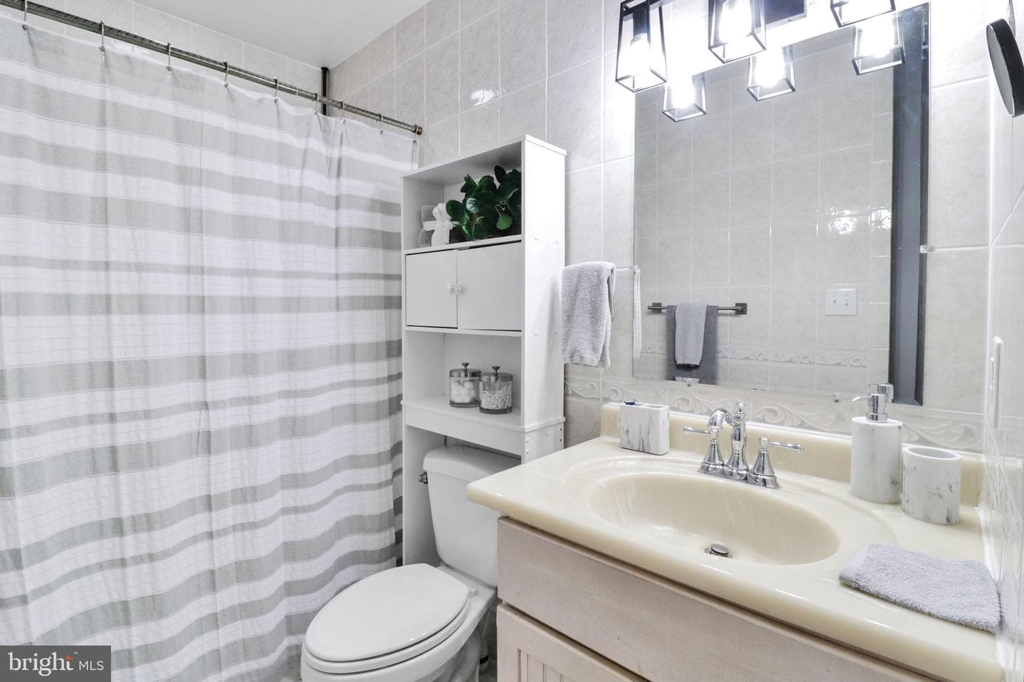 13803 Newport Lane photo 15