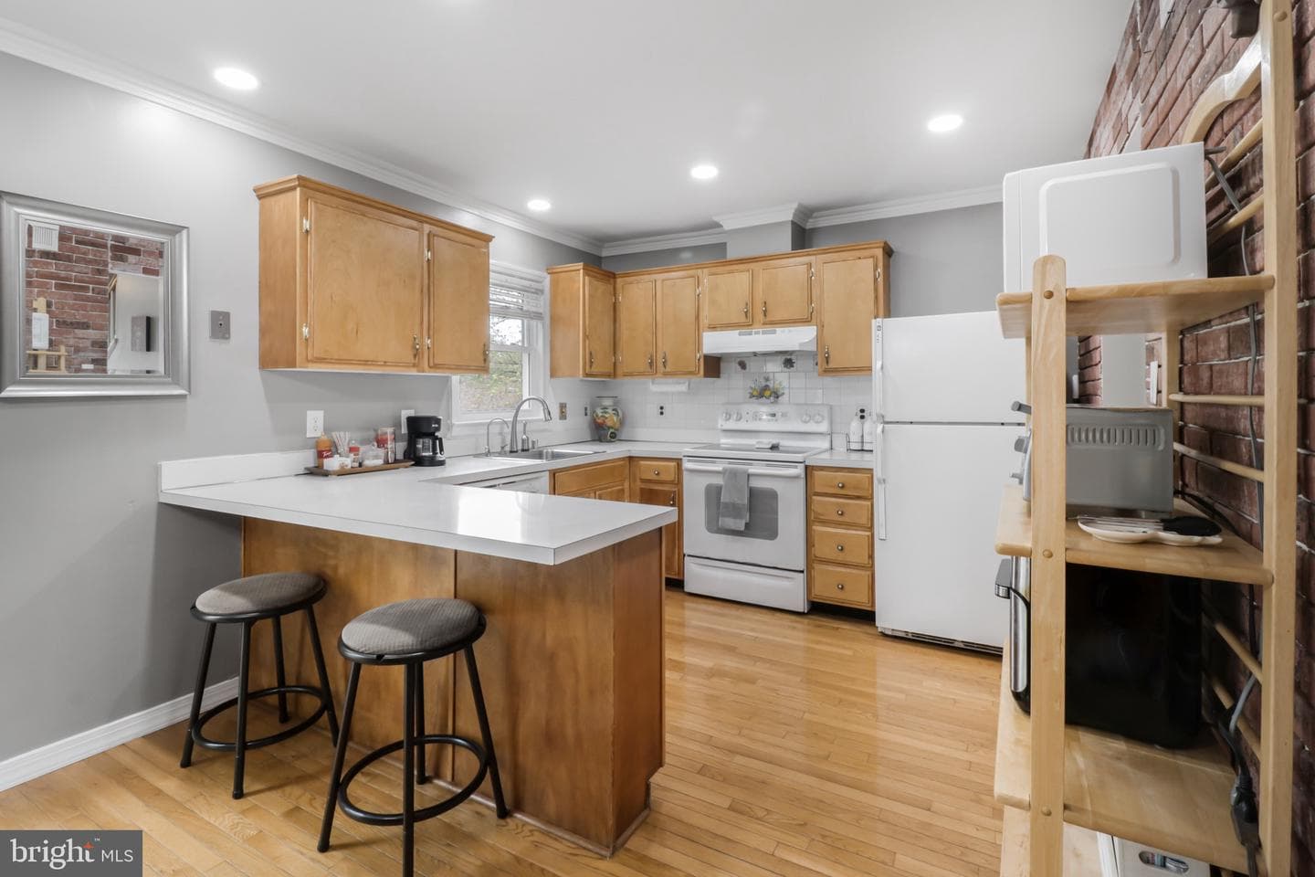 13803 Newport Lane photo 5