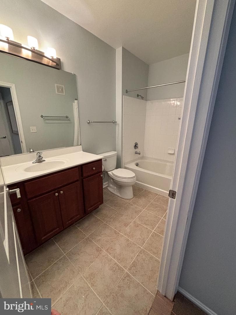 2665 Prosperity Avenue #222 photo 18