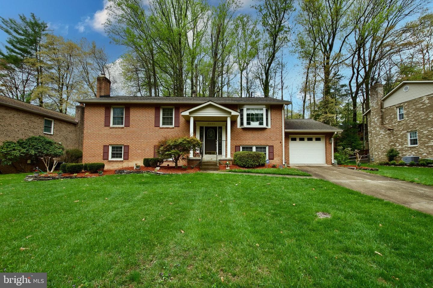 6690 Old Blacksmith Drive photo 2