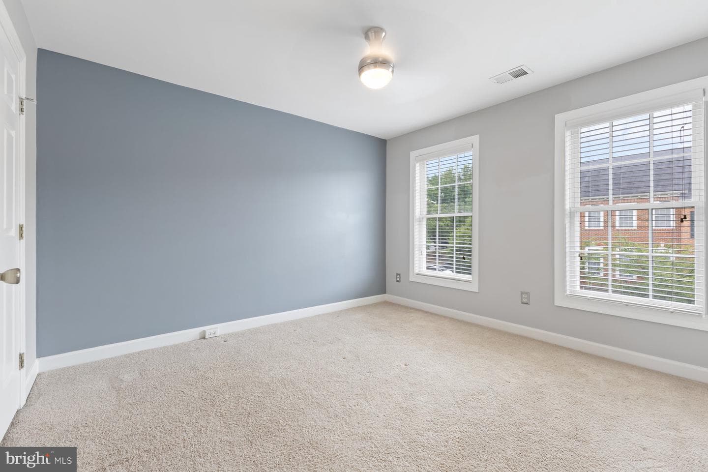 8004 Samuel Wallis Street photo 18