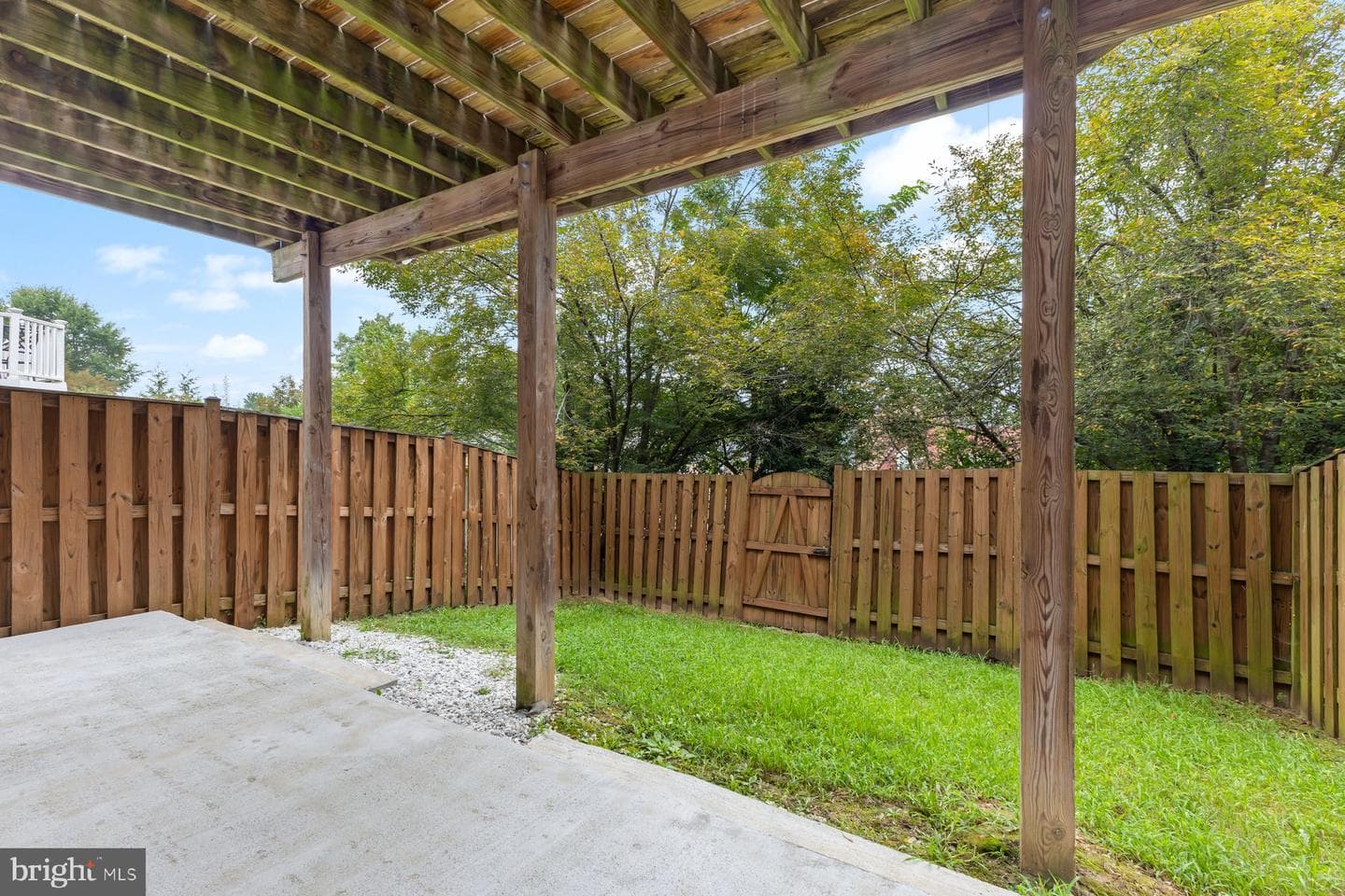 8004 Samuel Wallis Street photo 25