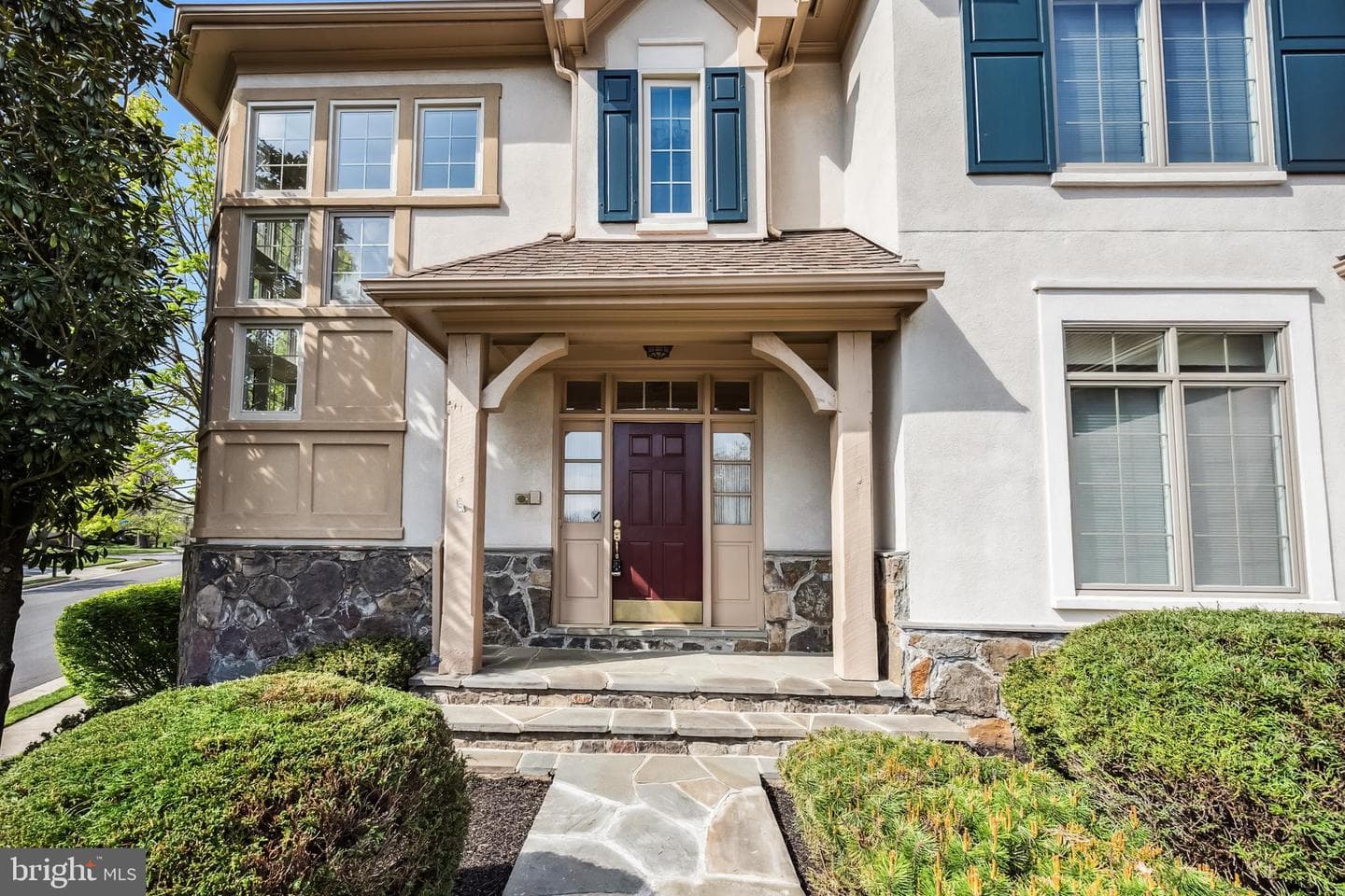 1546 Wellingham Court photo 14