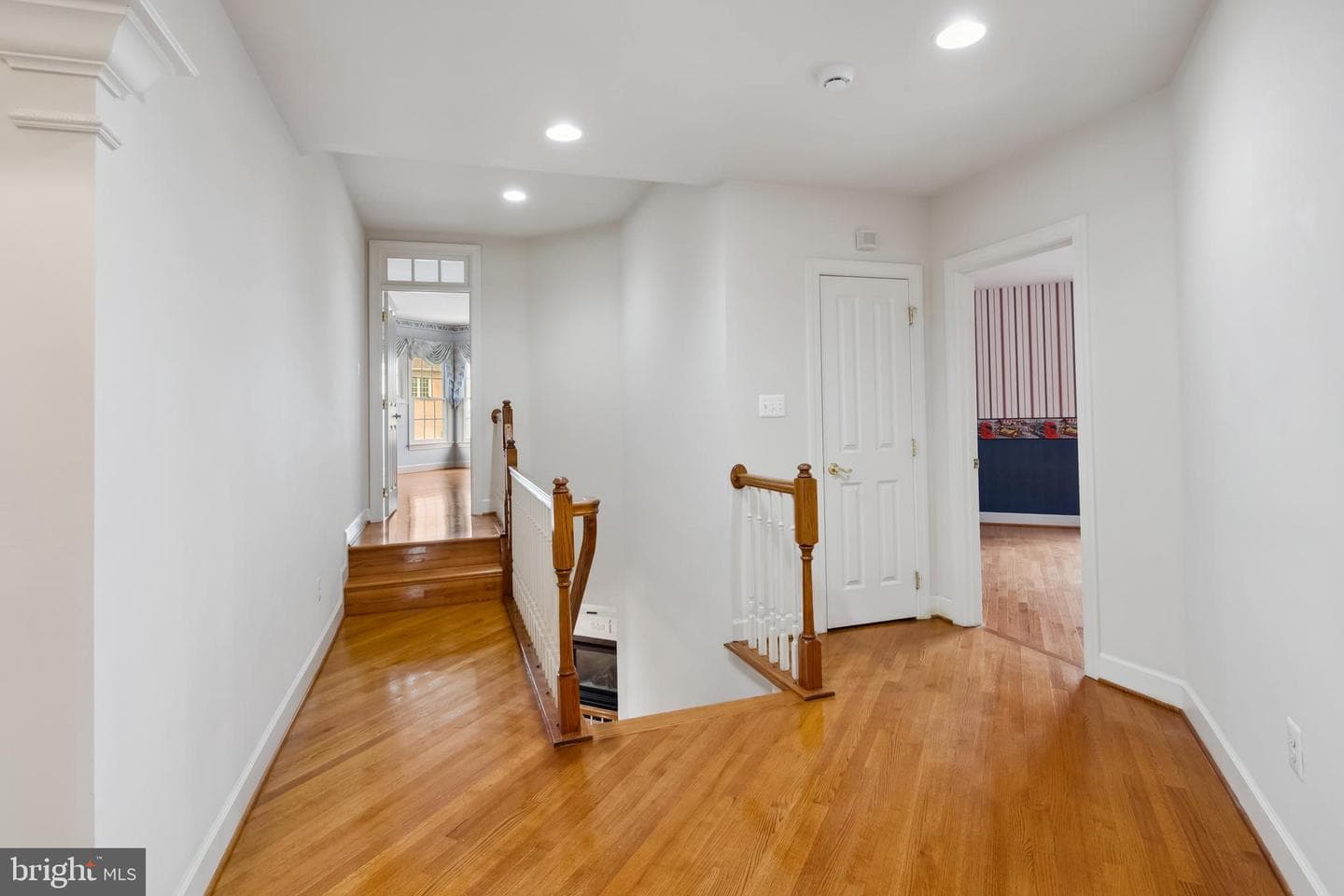 1546 Wellingham Court photo 47