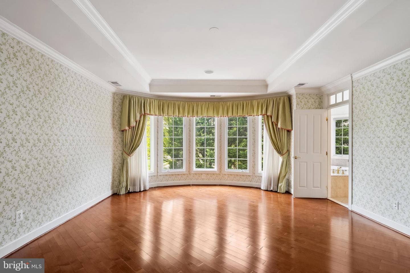 1546 Wellingham Court photo 48