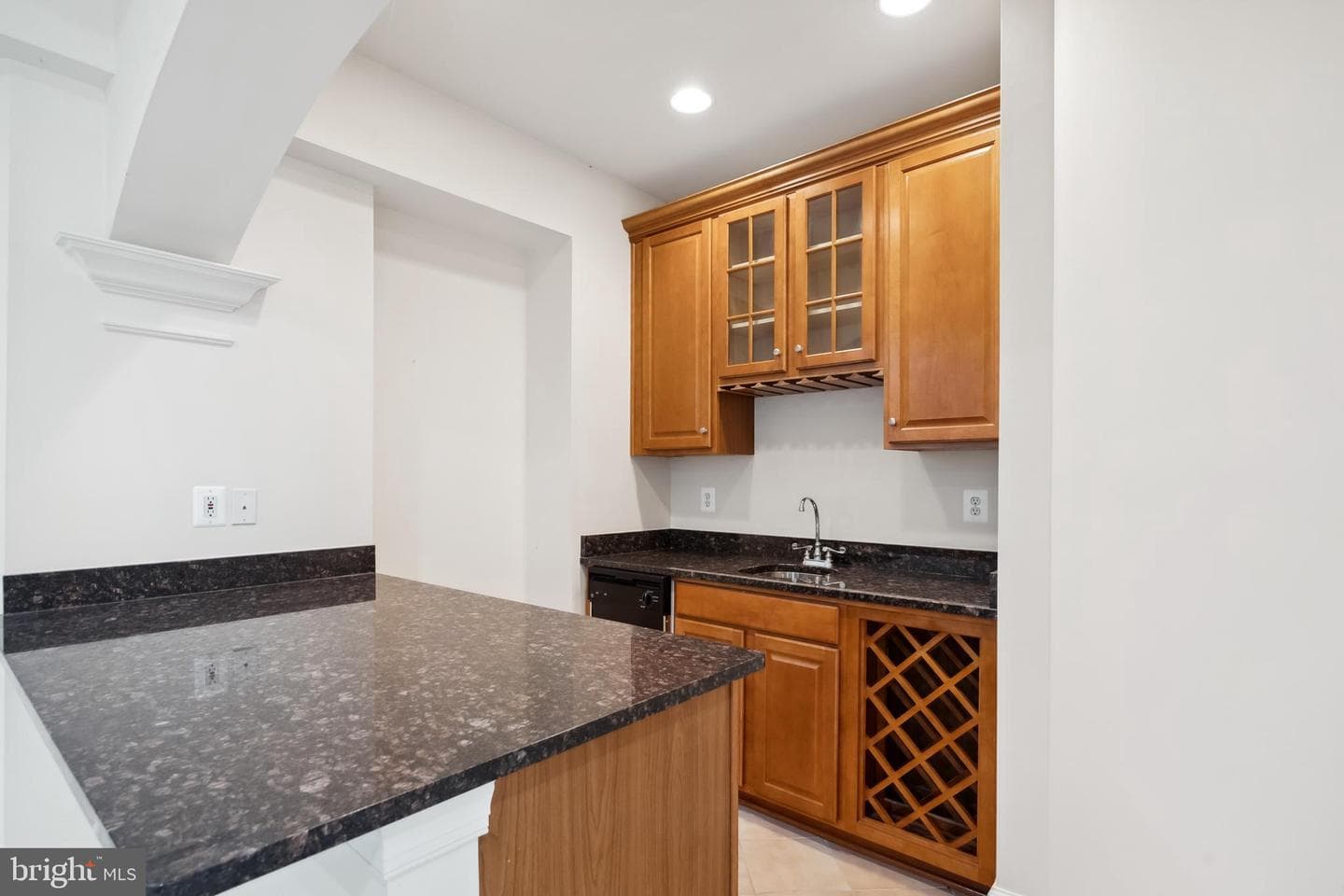 1546 Wellingham Court photo 61