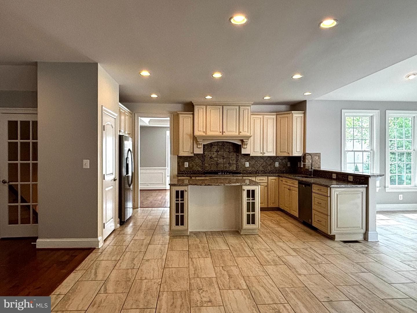 8457 Amanda Place photo 10