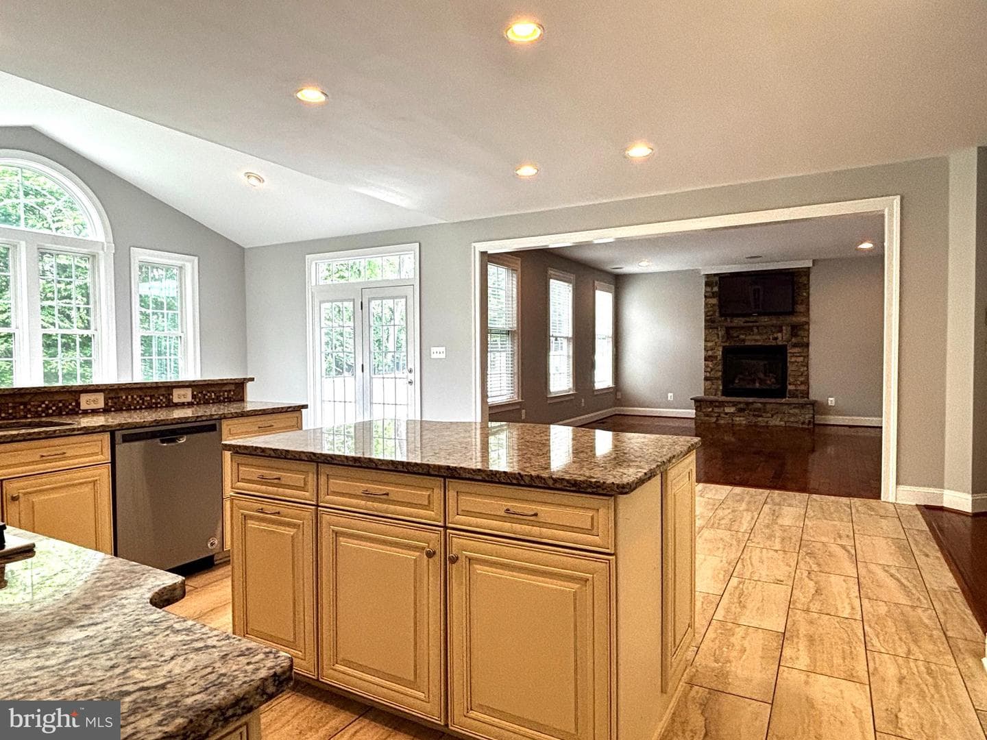 8457 Amanda Place photo 11