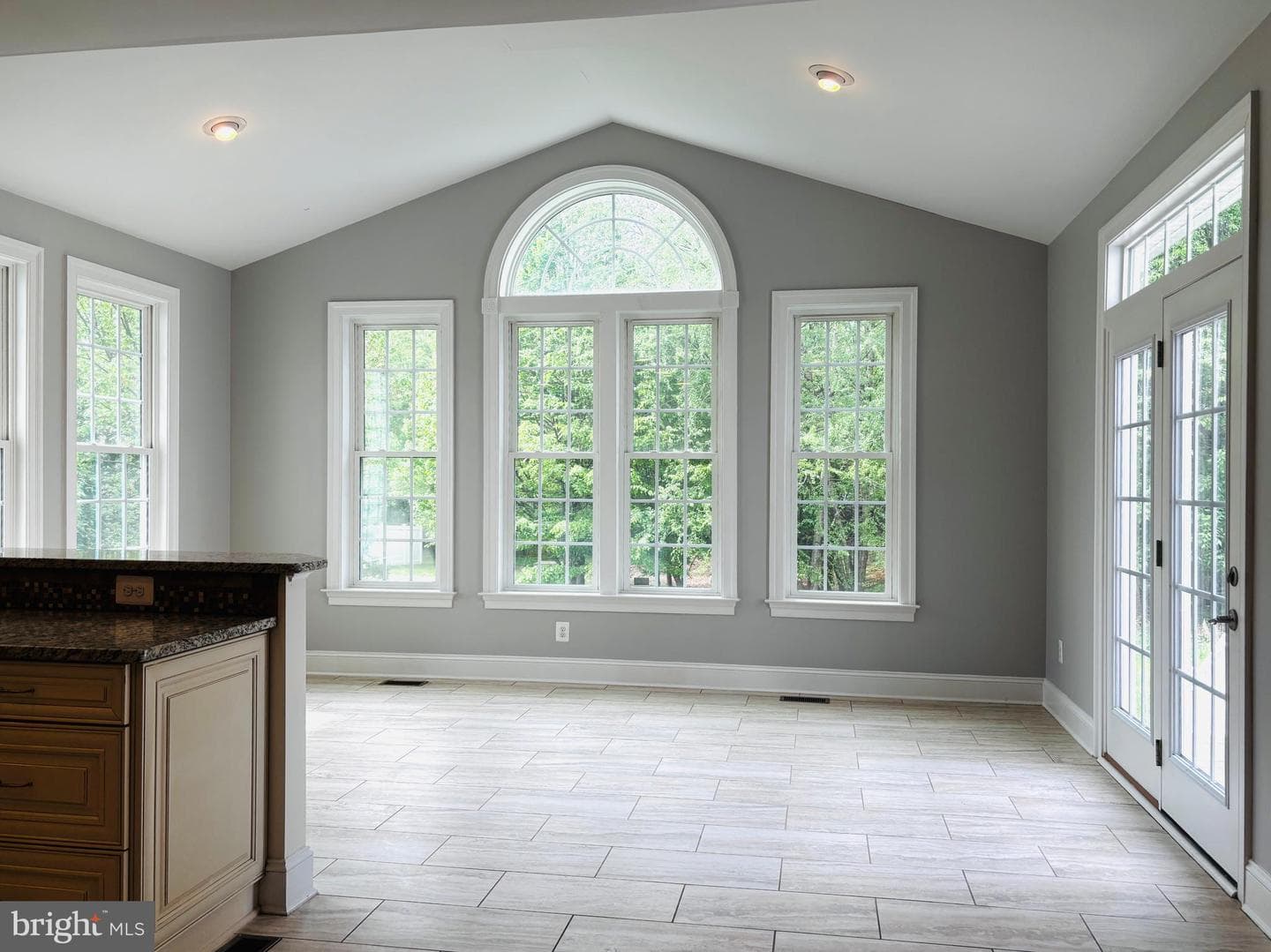 8457 Amanda Place photo 13