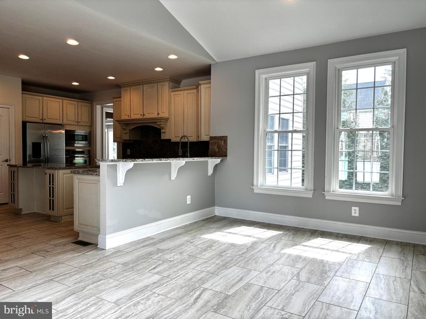 8457 Amanda Place photo 14
