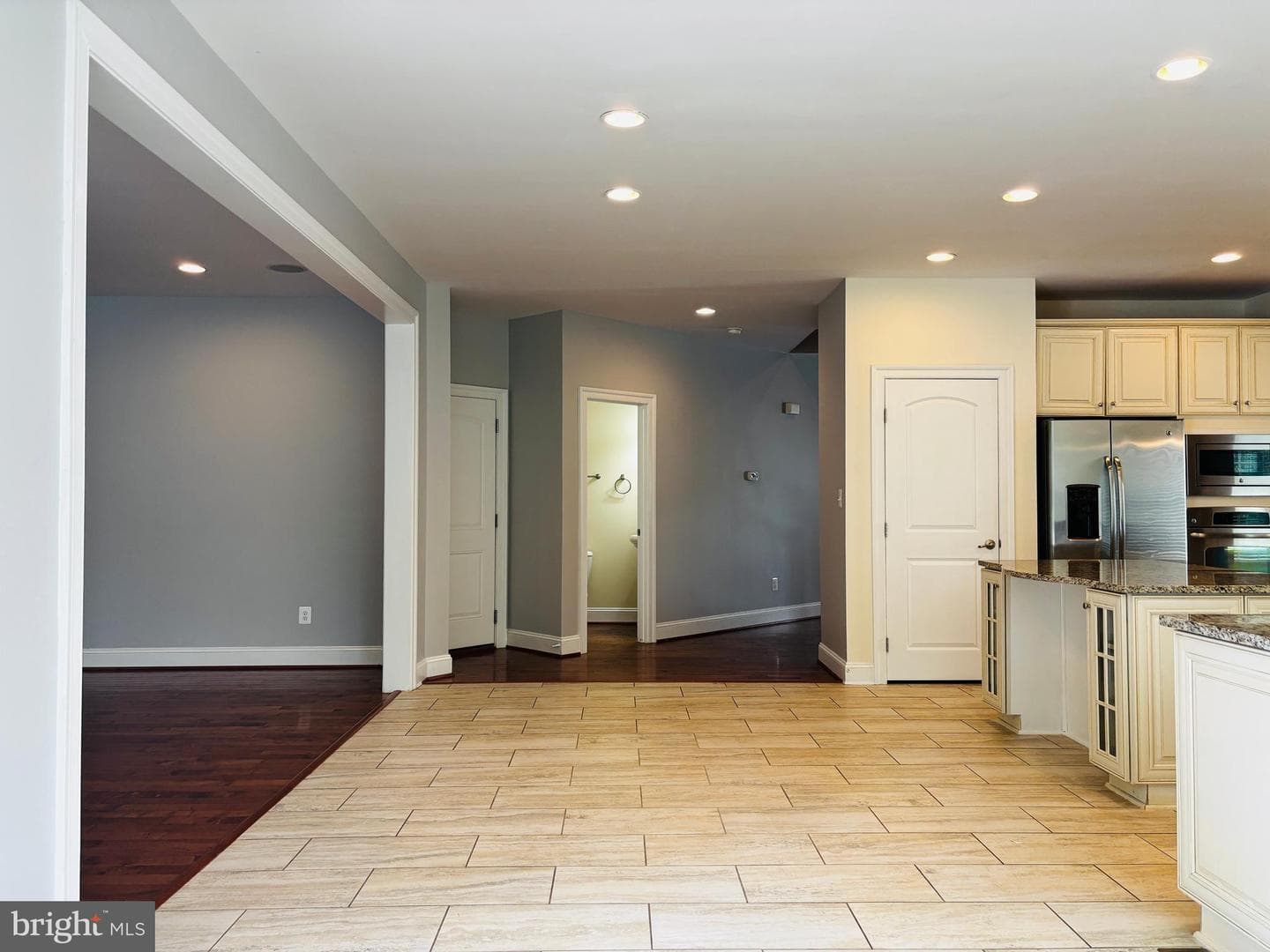 8457 Amanda Place photo 16