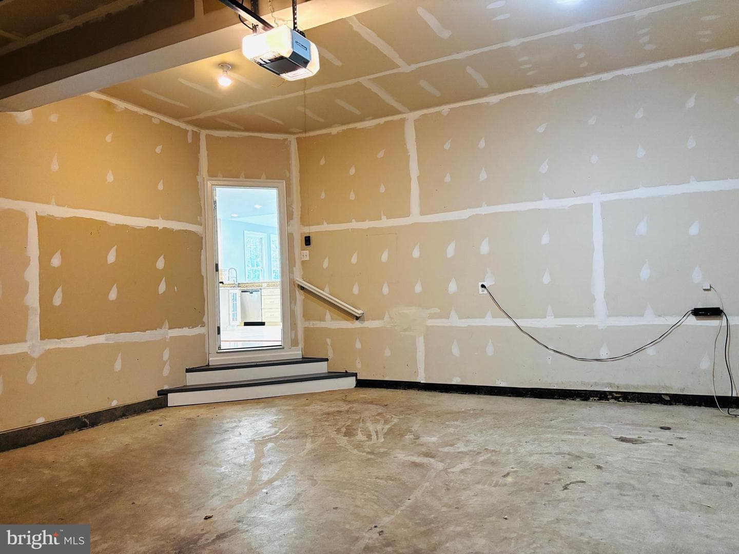 8457 Amanda Place photo 18