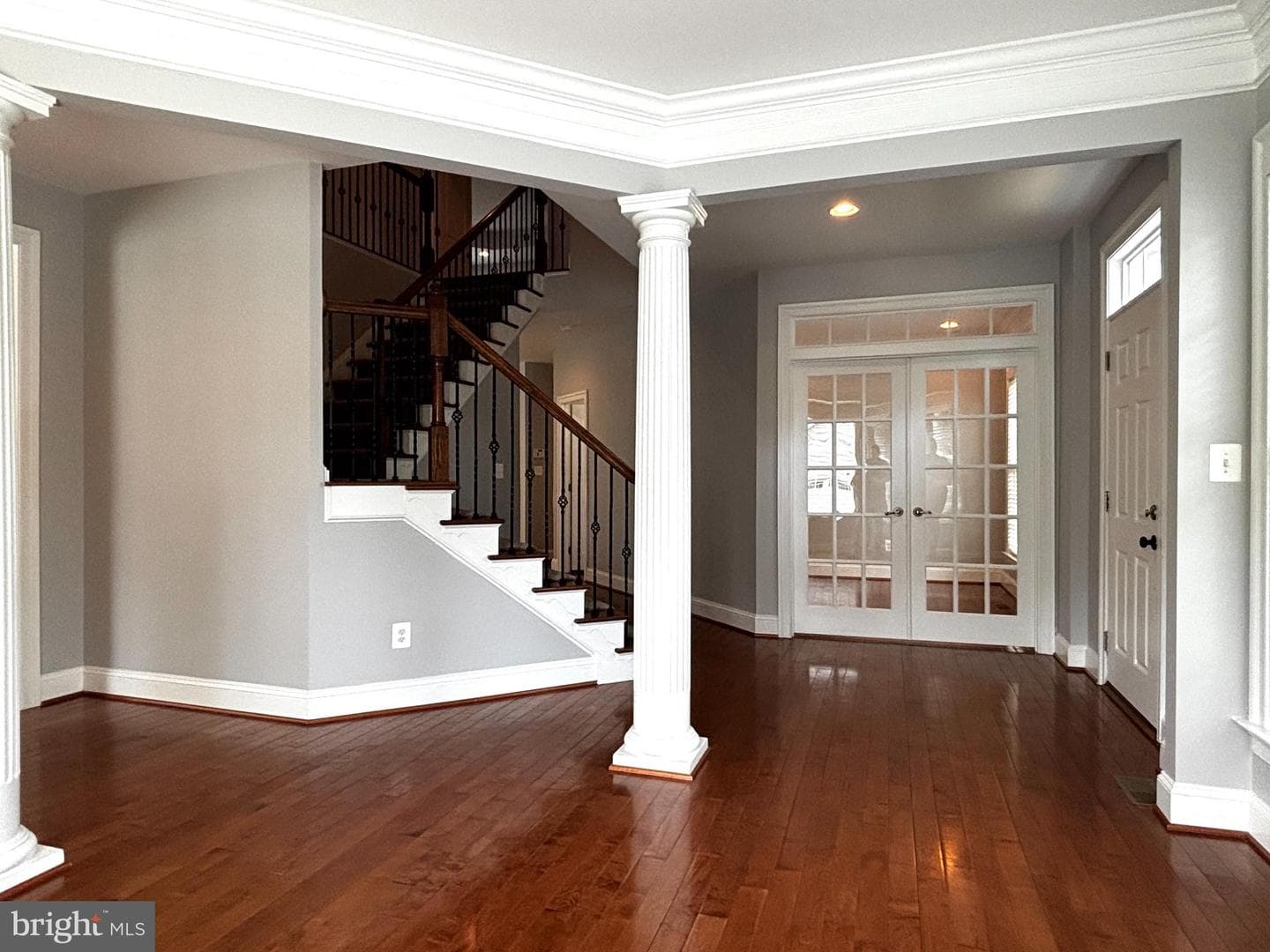 8457 Amanda Place photo 4