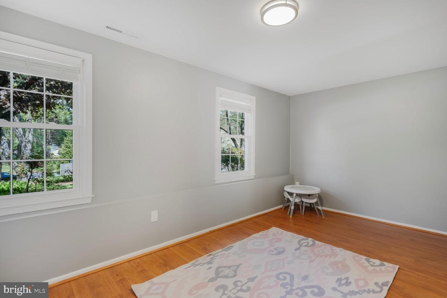 9615 Lincolnwood Drive photo 30