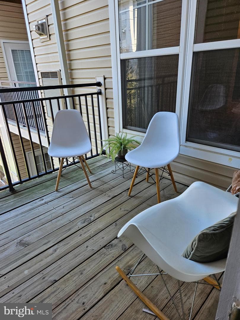 3810 Lightfoot Street #302 photo 22