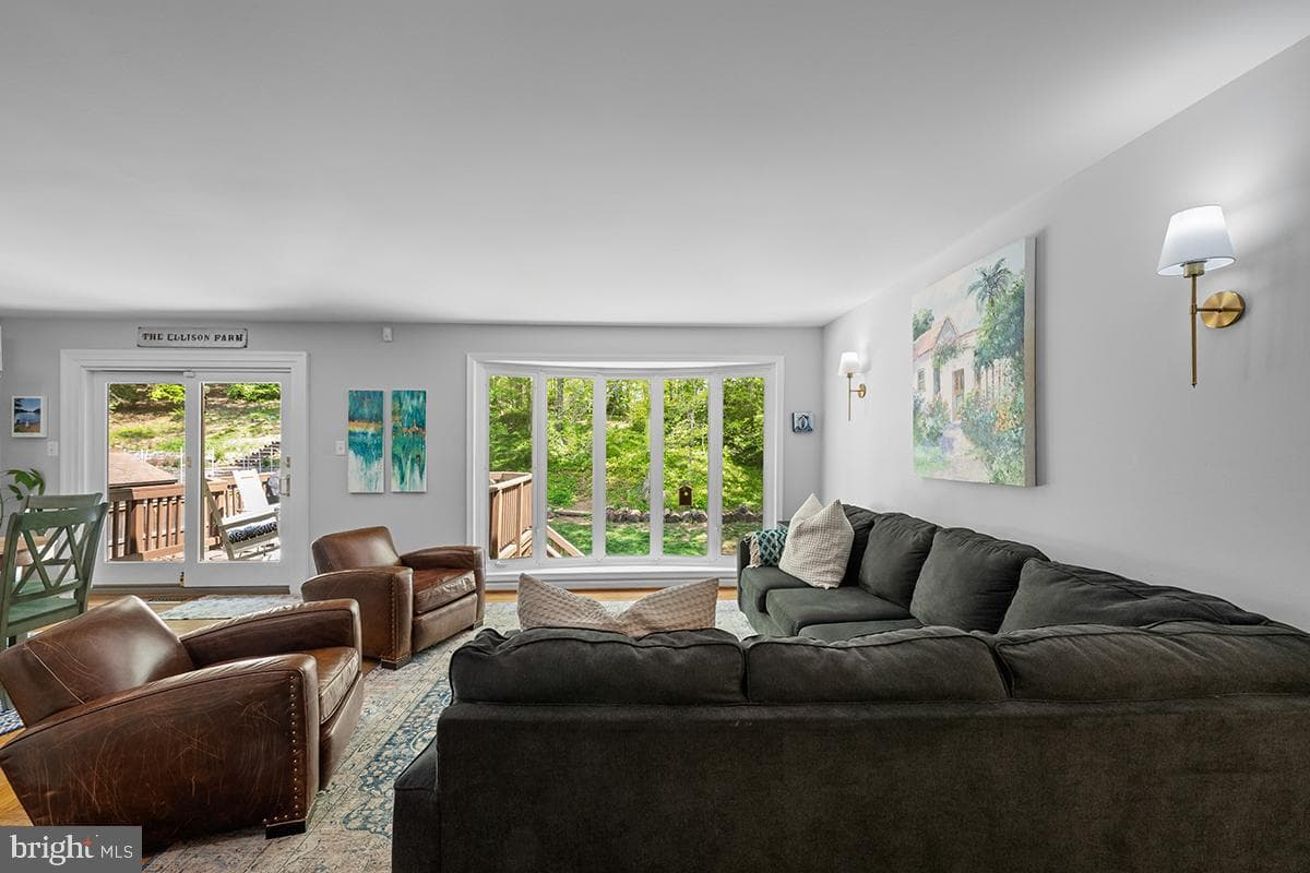 6538 Renwood Lane photo 12