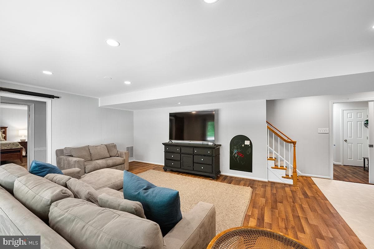 6538 Renwood Lane photo 24