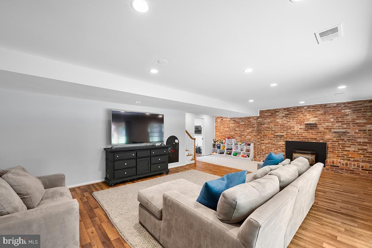 6538 Renwood Lane photo 25