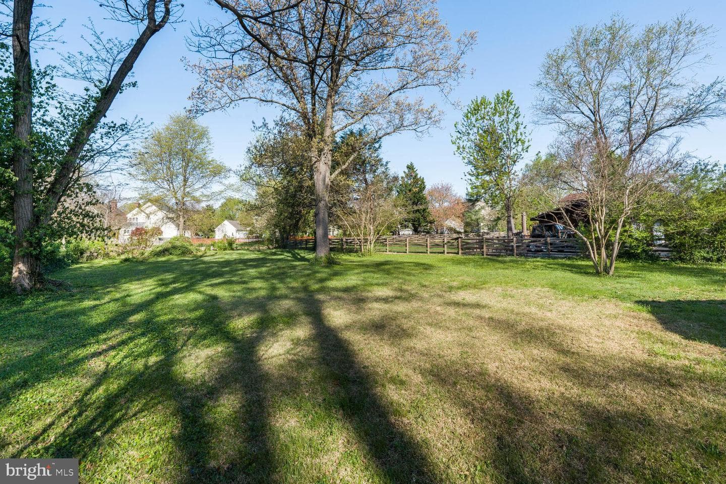 6524 Greenleaf Street photo 15