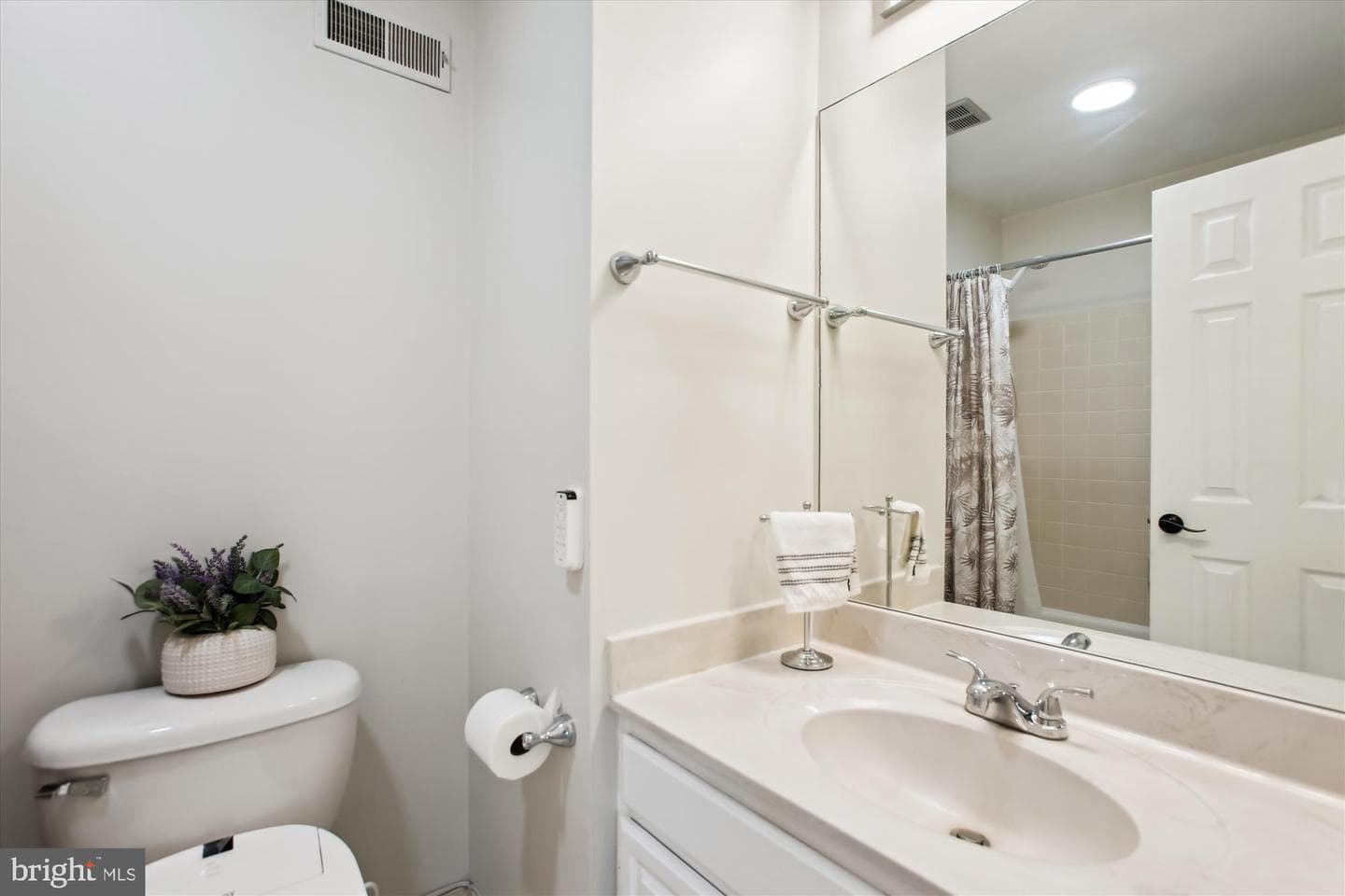 4648 Luxberry Drive photo 31