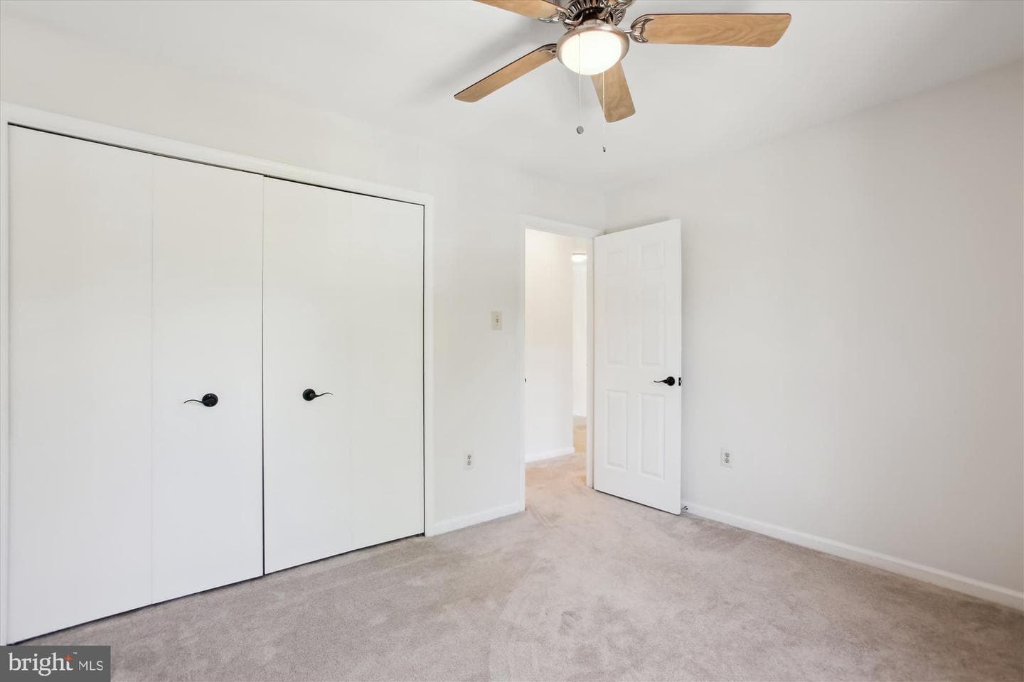 4648 Luxberry Drive photo 37