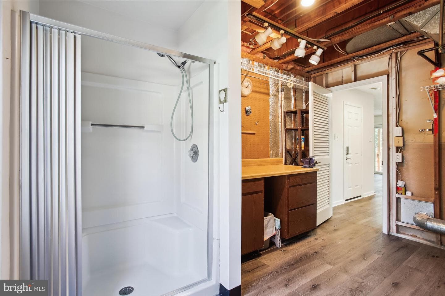 4648 Luxberry Drive photo 48