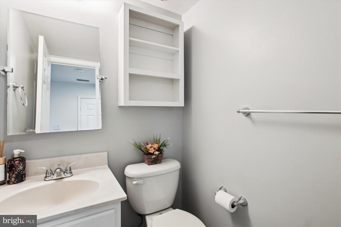 4648 Luxberry Drive photo 52