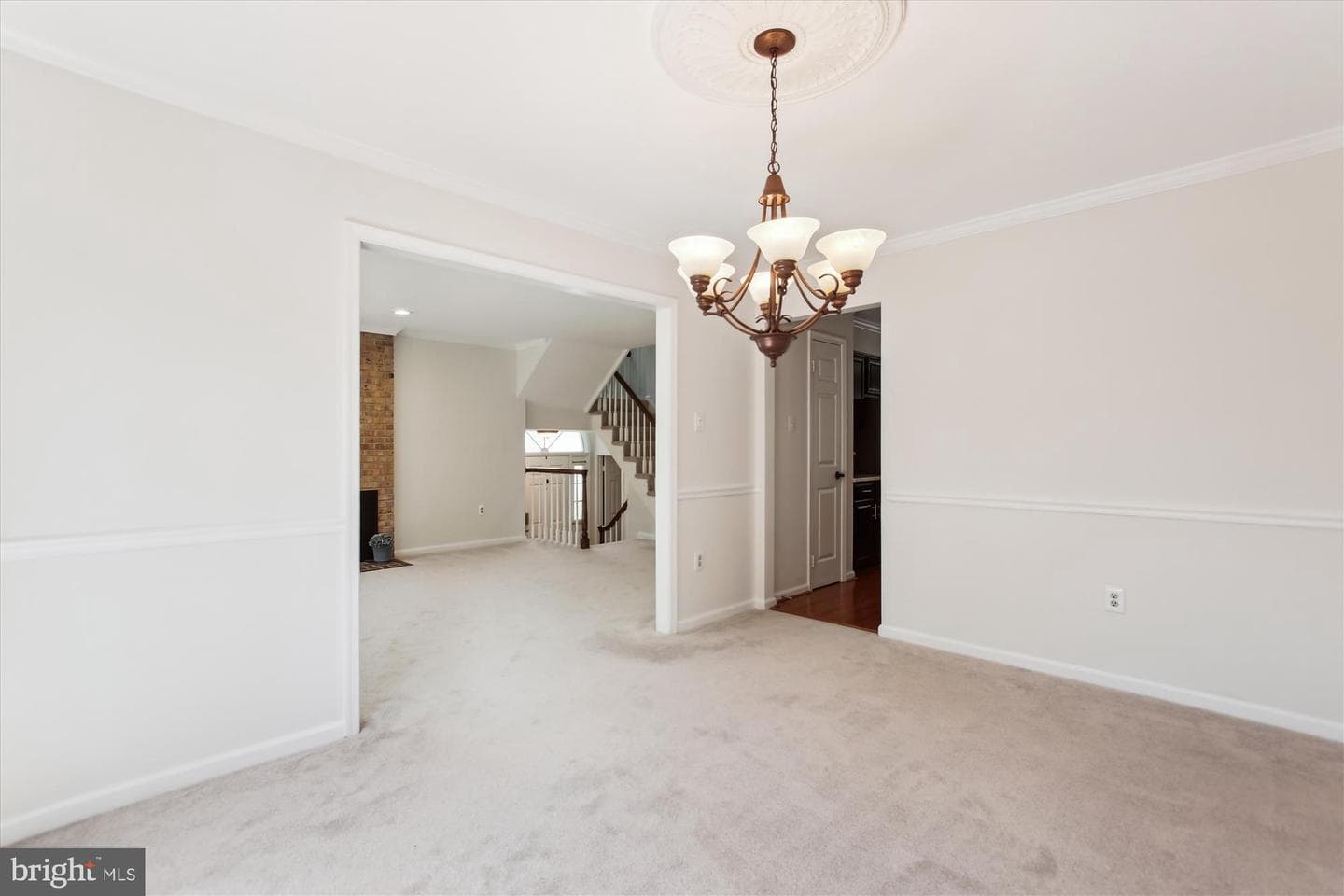 4648 Luxberry Drive photo 58