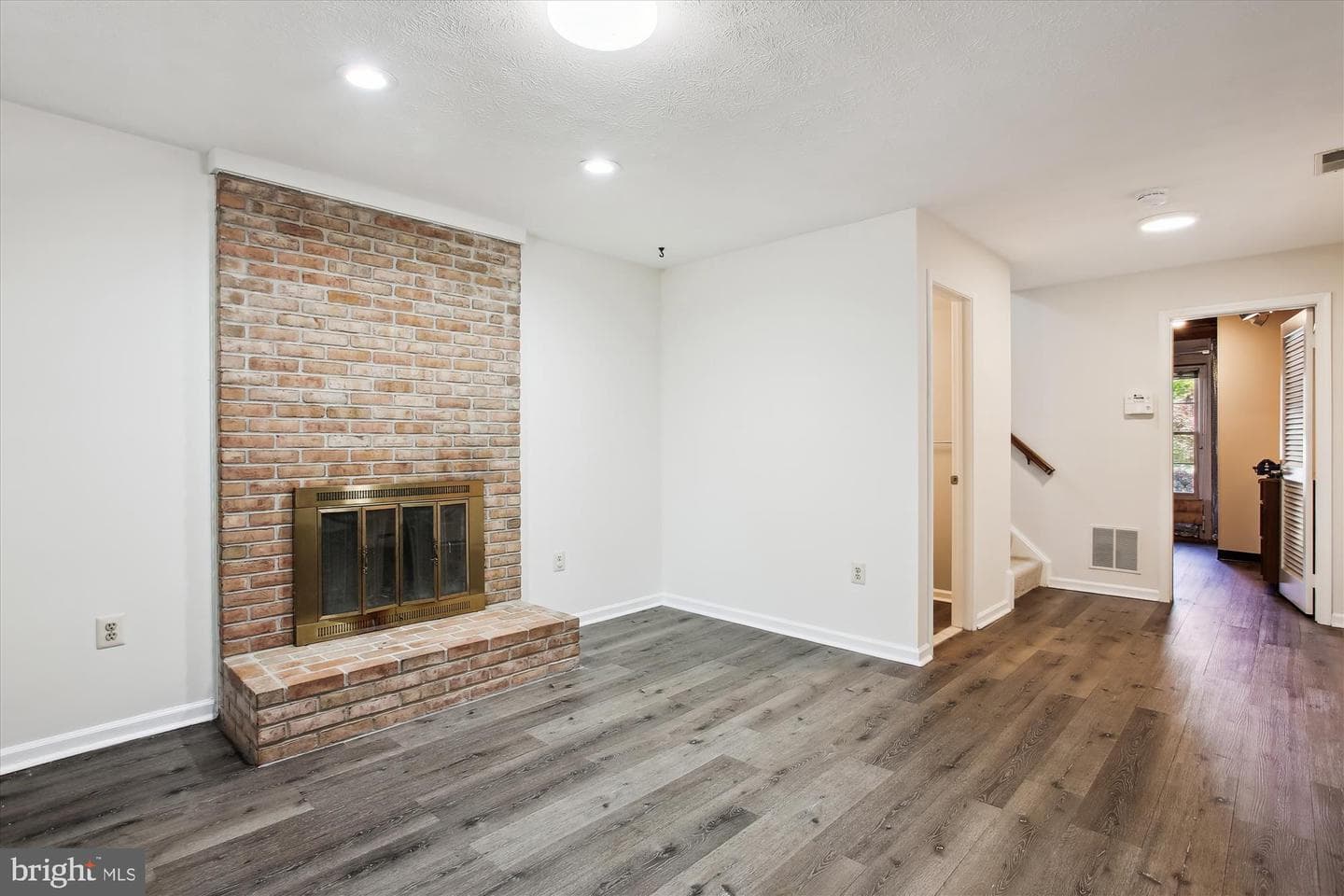 4648 Luxberry Drive photo 62