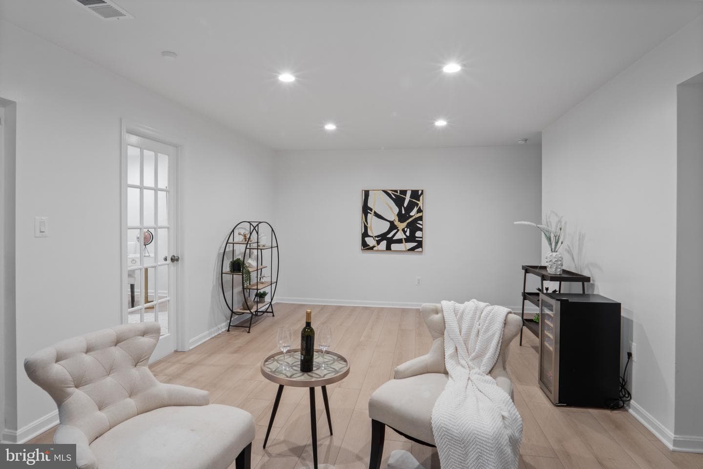 6683 Ordsall Street photo 41
