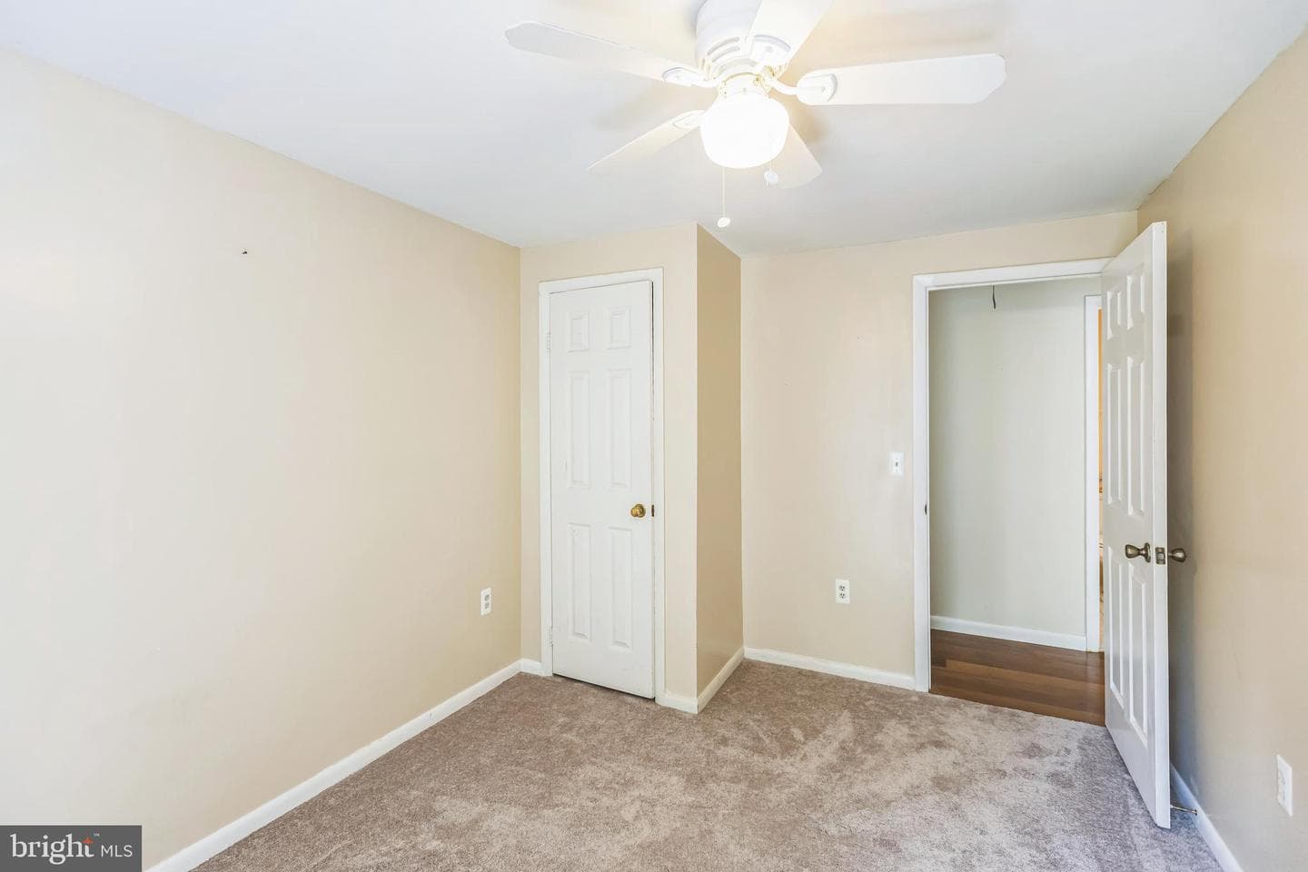 9427 Candleberry Court photo 23