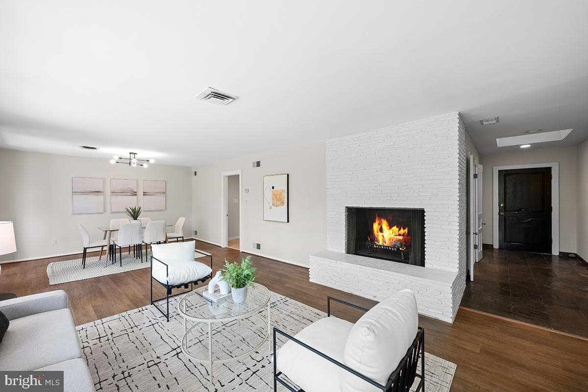 3430 Blair Road photo 3