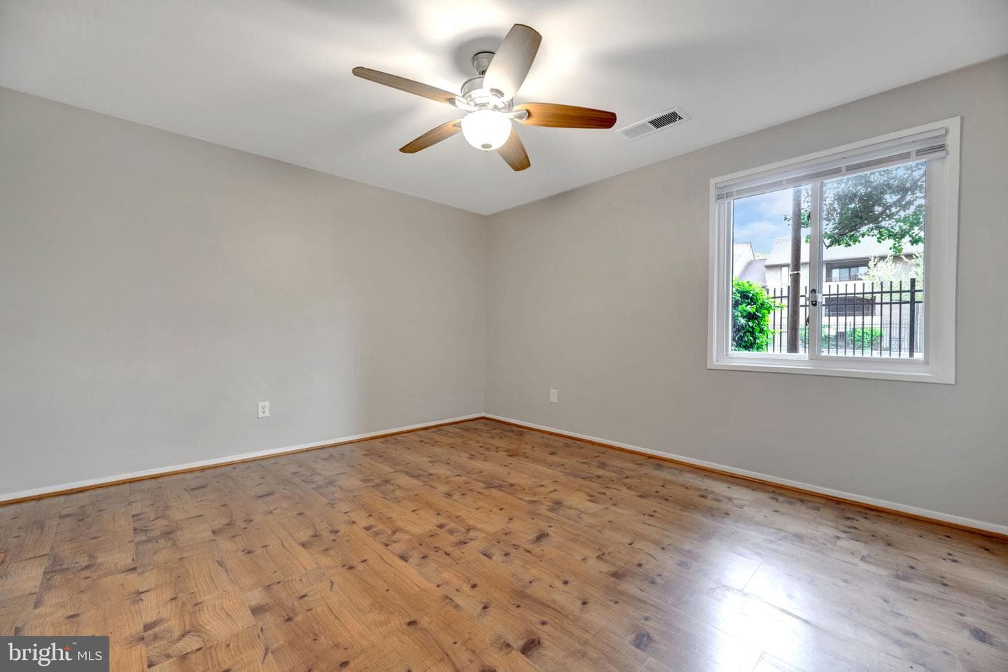 509 Florida Avenue #t3 photo 4