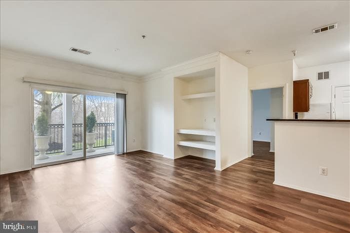 1601 Spring Gate Dr. #1110 photo 10