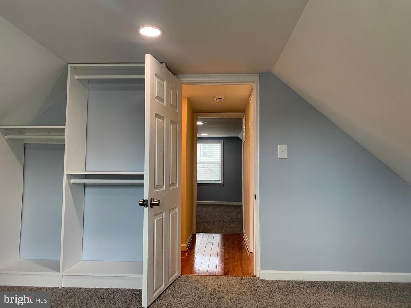 2500 Fairhaven Avenue photo 14