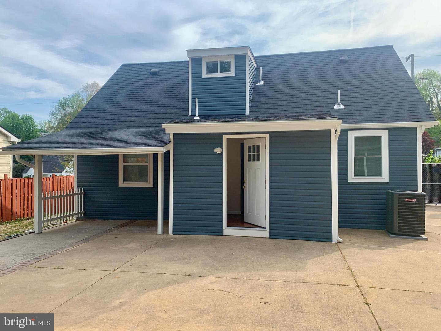 2500 Fairhaven Avenue photo 18
