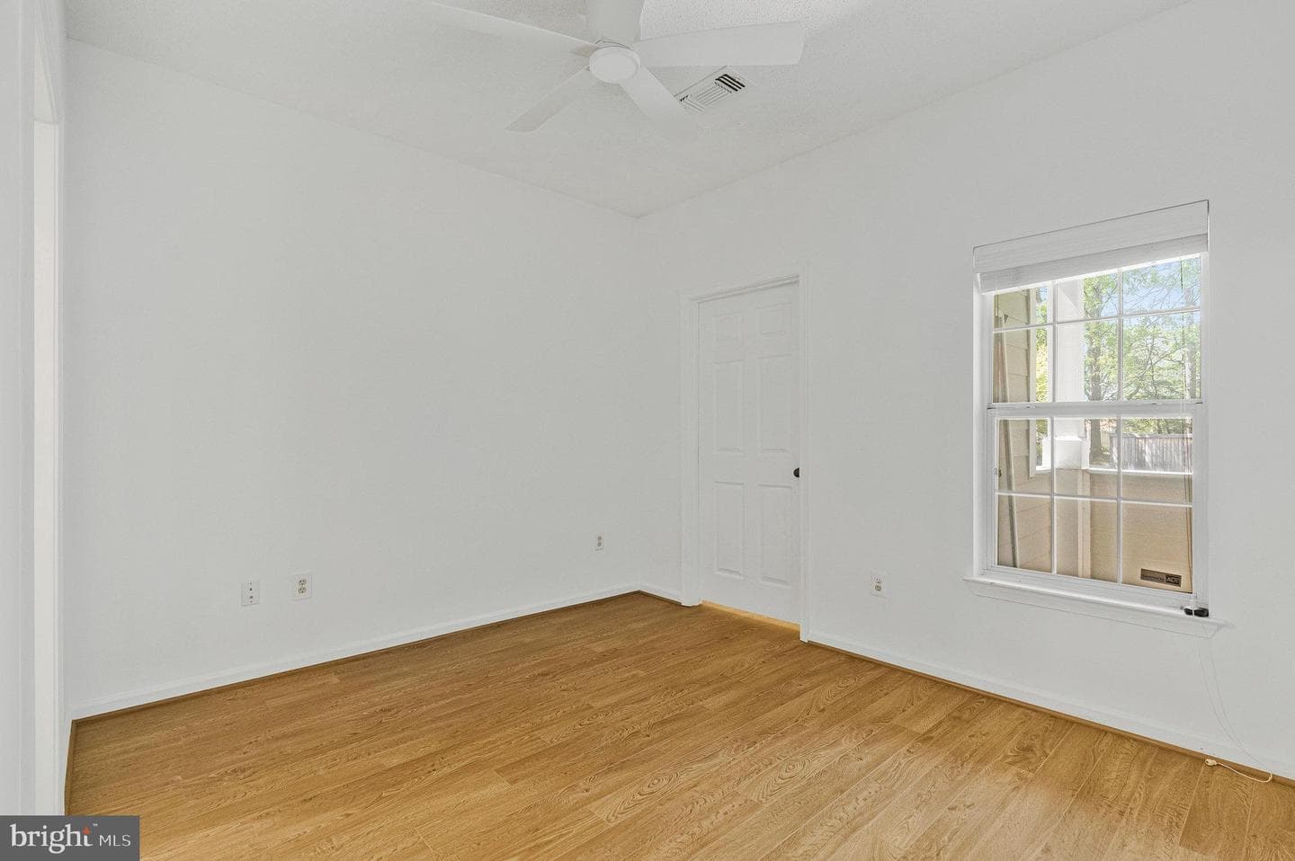1716 Lake Shore Crest Drive #16 photo 12