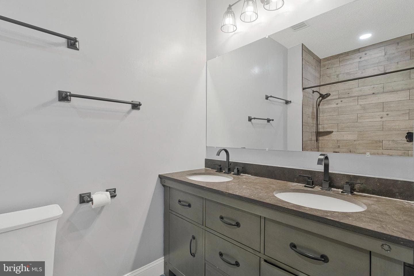 1716 Lake Shore Crest Drive #16 photo 18