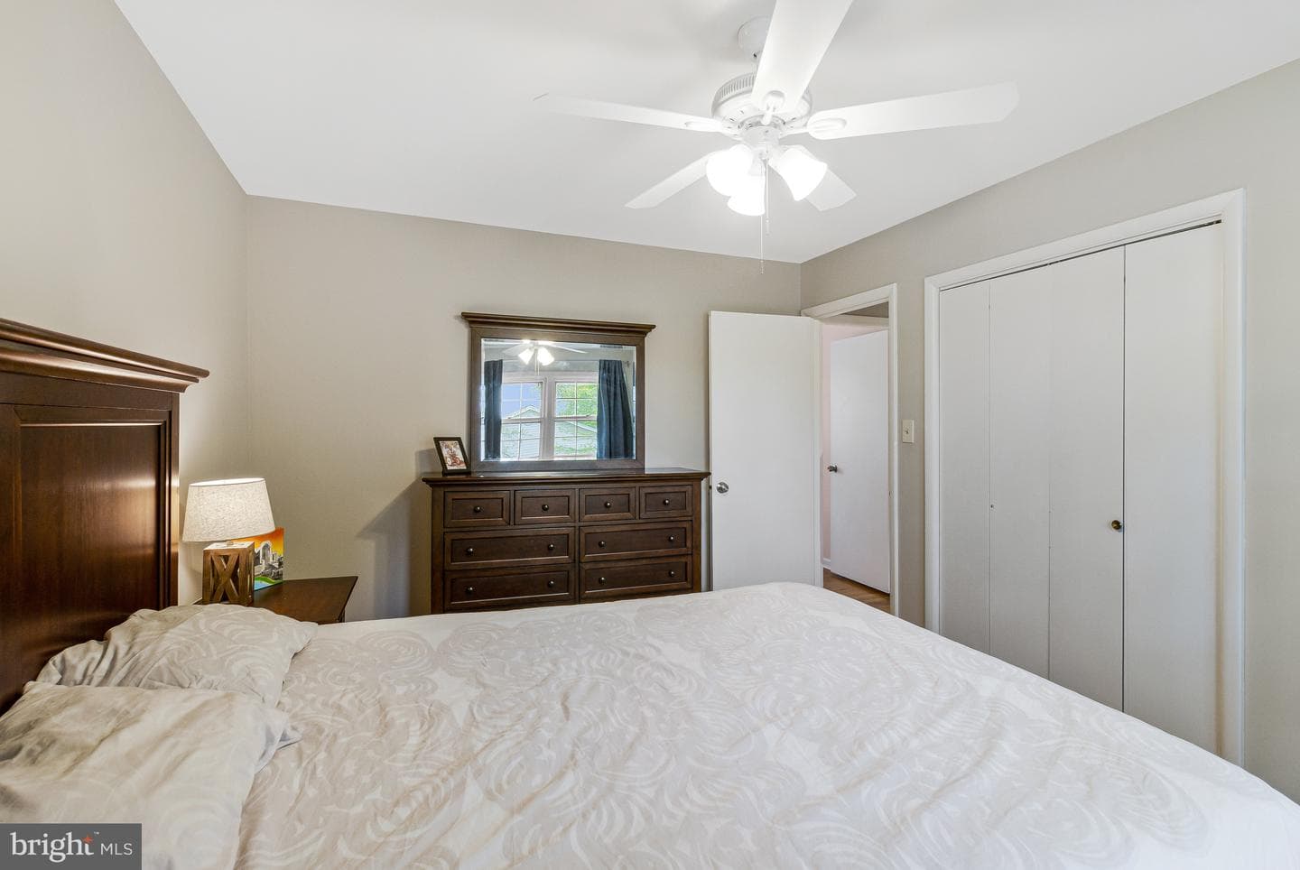 4200 Sandhurst Court photo 29