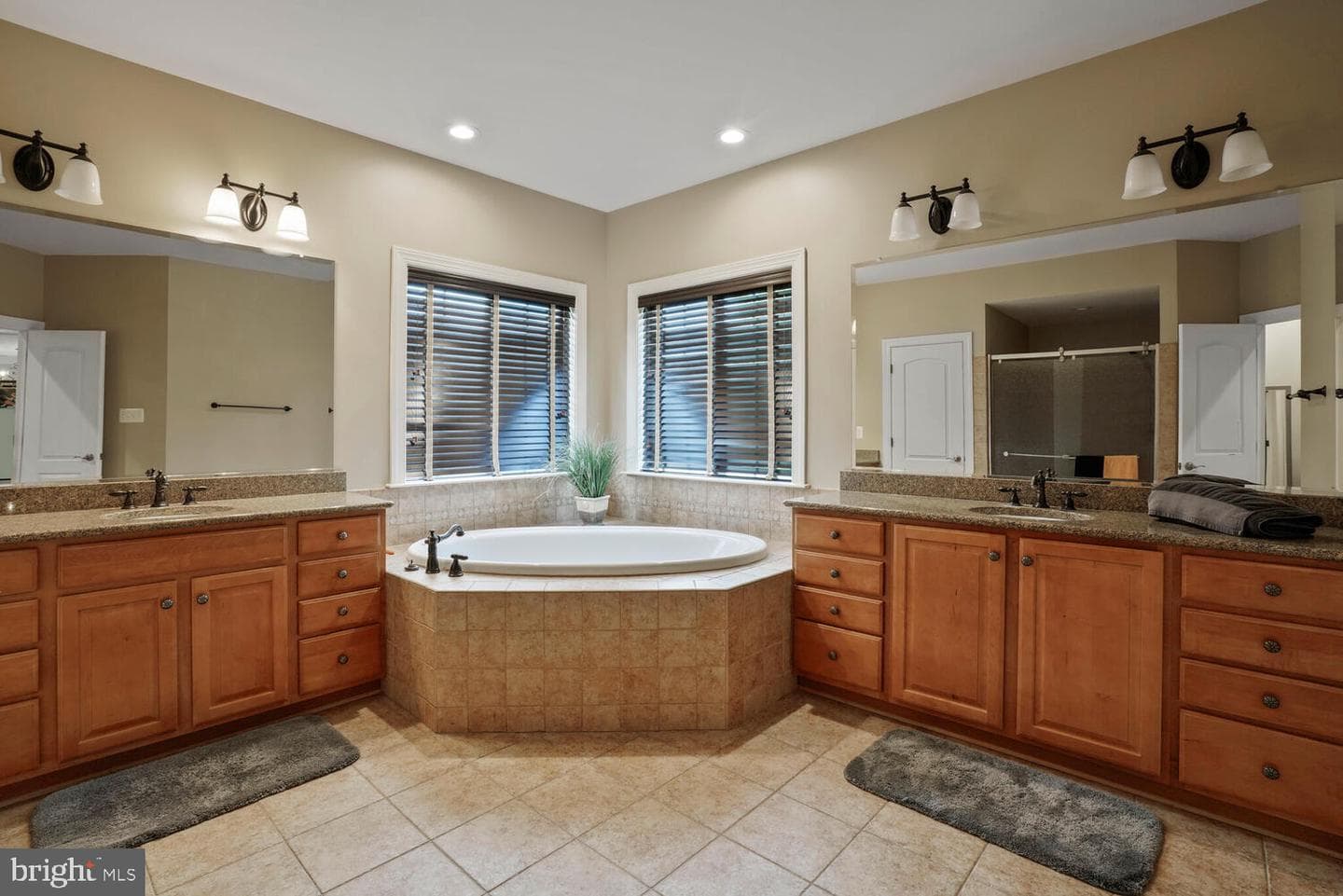2960 Trousseau Lane photo 29