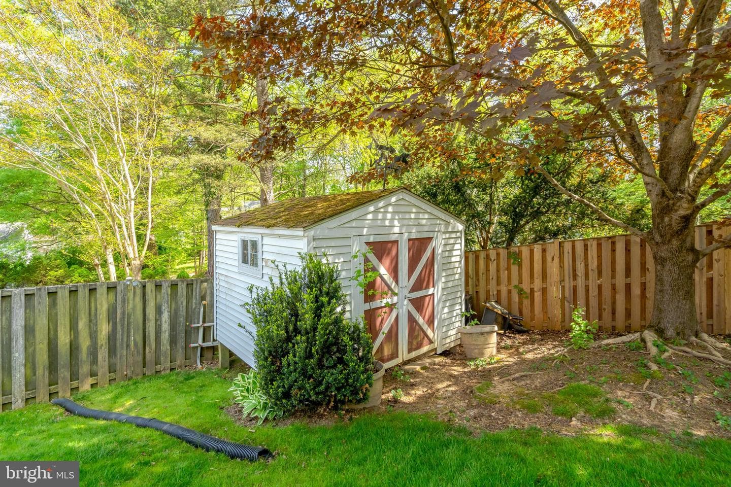 9341 Tartan View Drive photo 36