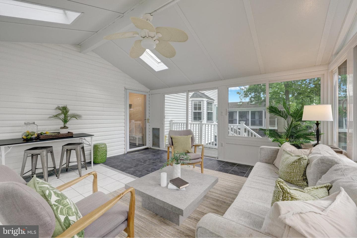 15205 Philip Lee Road photo 12